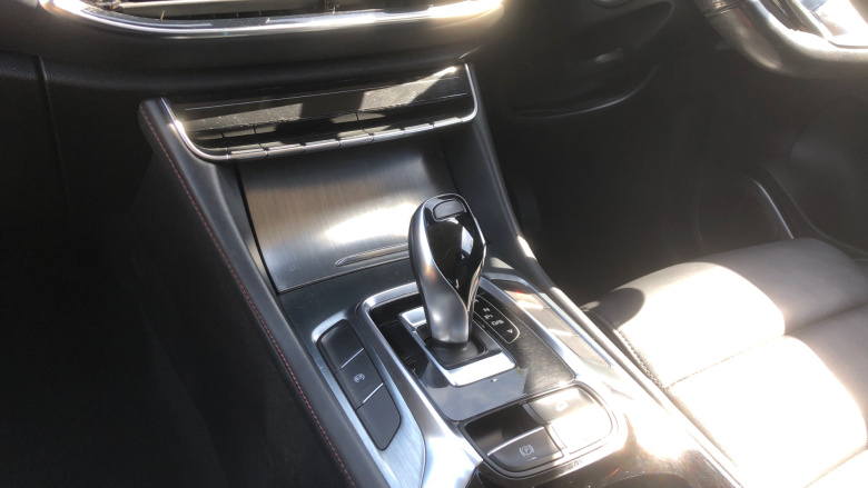 MG Hs 1.5 T-GDI Excite 5dr DCT Petrol Hatchback